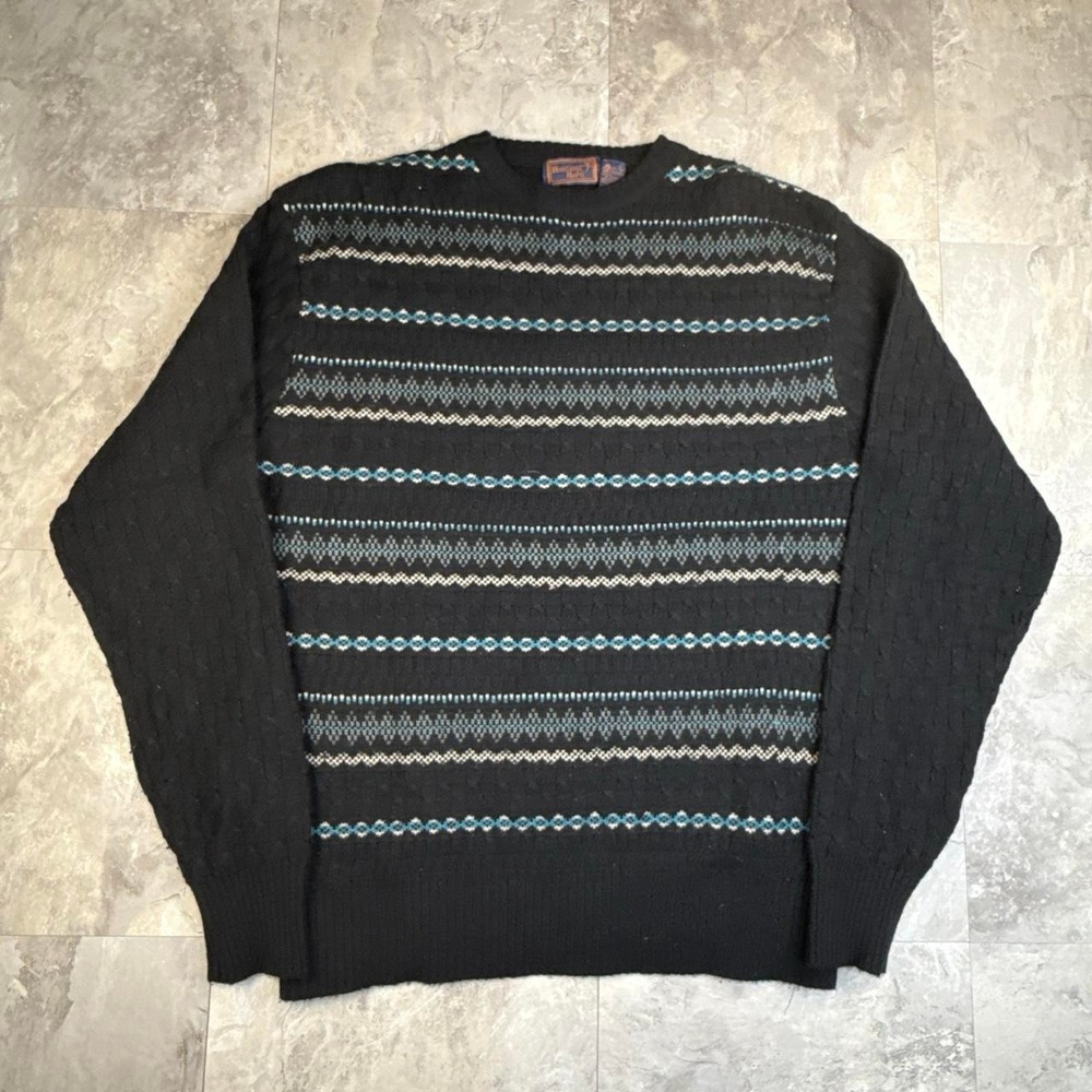 Vintage hunting horn 100% all pure wool knit sweater size large